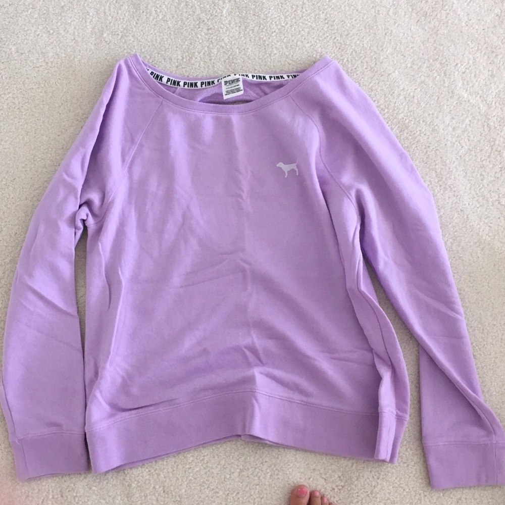 pink sweatshirt
